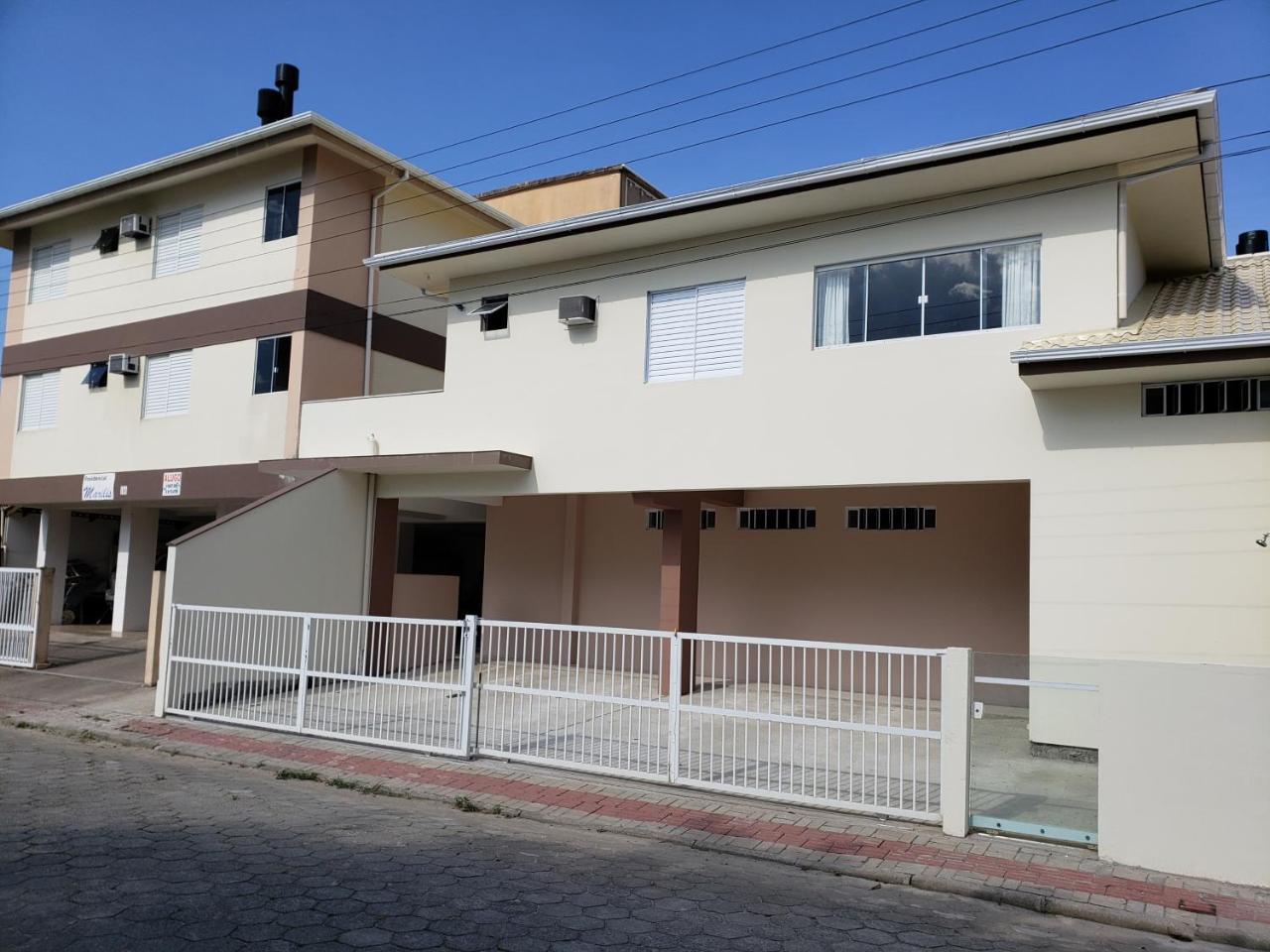الشقق الفندقية Palhoçaفي  Residencial Marilis المظهر الخارجي الصورة